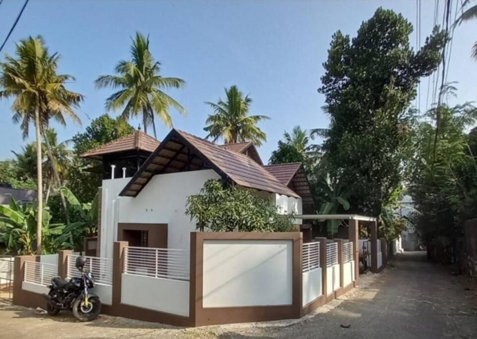 Eka Homes 3Bhdk Villa Thiruvananthapuram Екстериор снимка